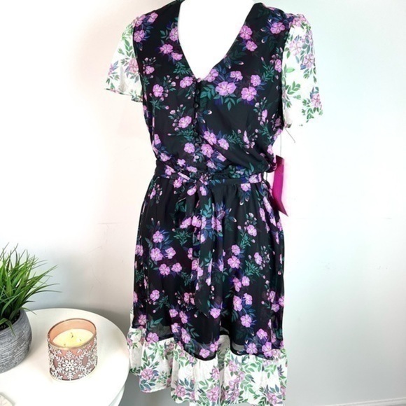 Betsey Johnson Floral Belted A-Line Dress Blue Pink Size 4 NWT V-Neck Party - Picture 2 of 14